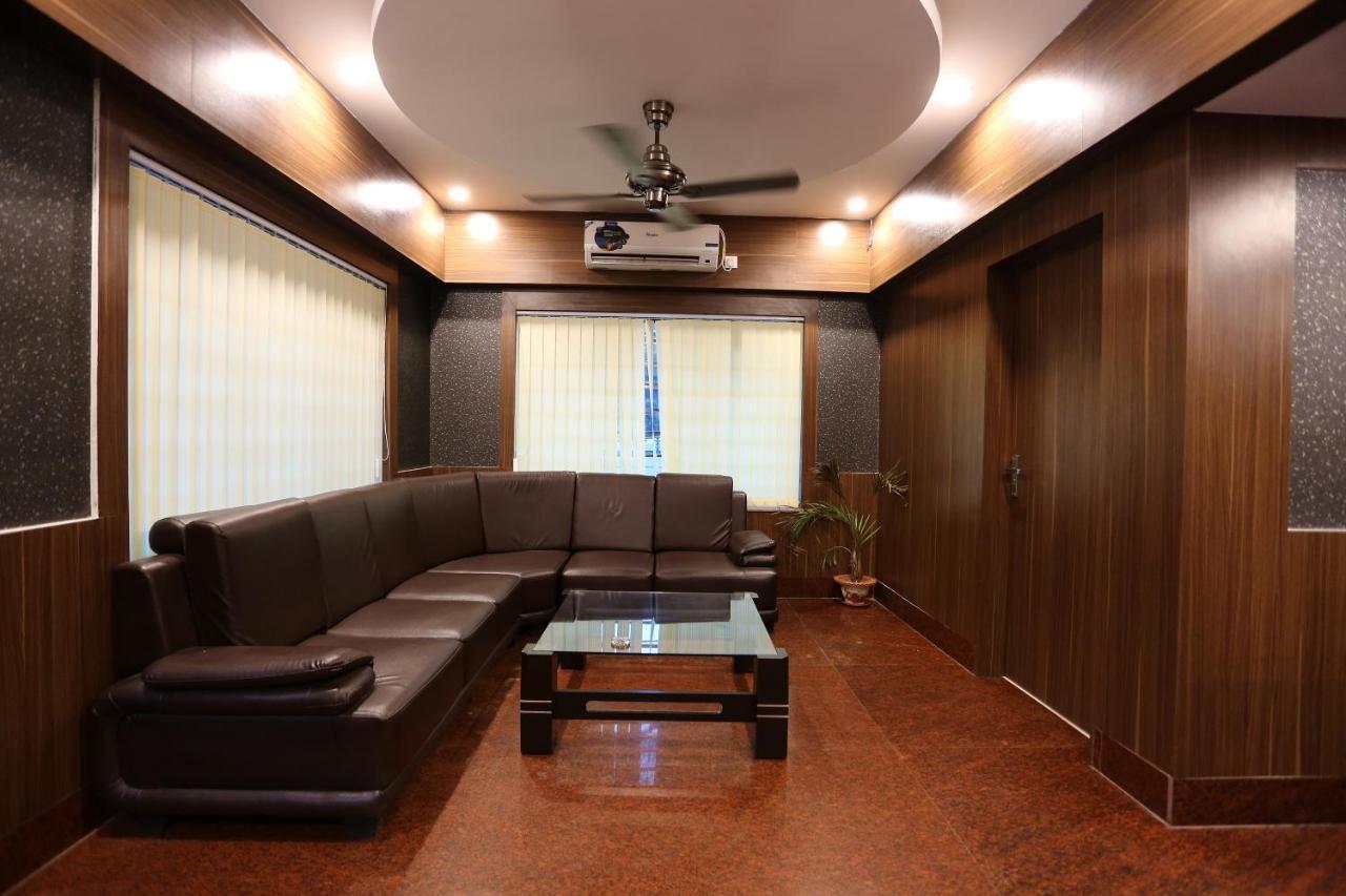 HOTEL RAILVIEW Bhubaneswar Zewnętrze zdjęcie