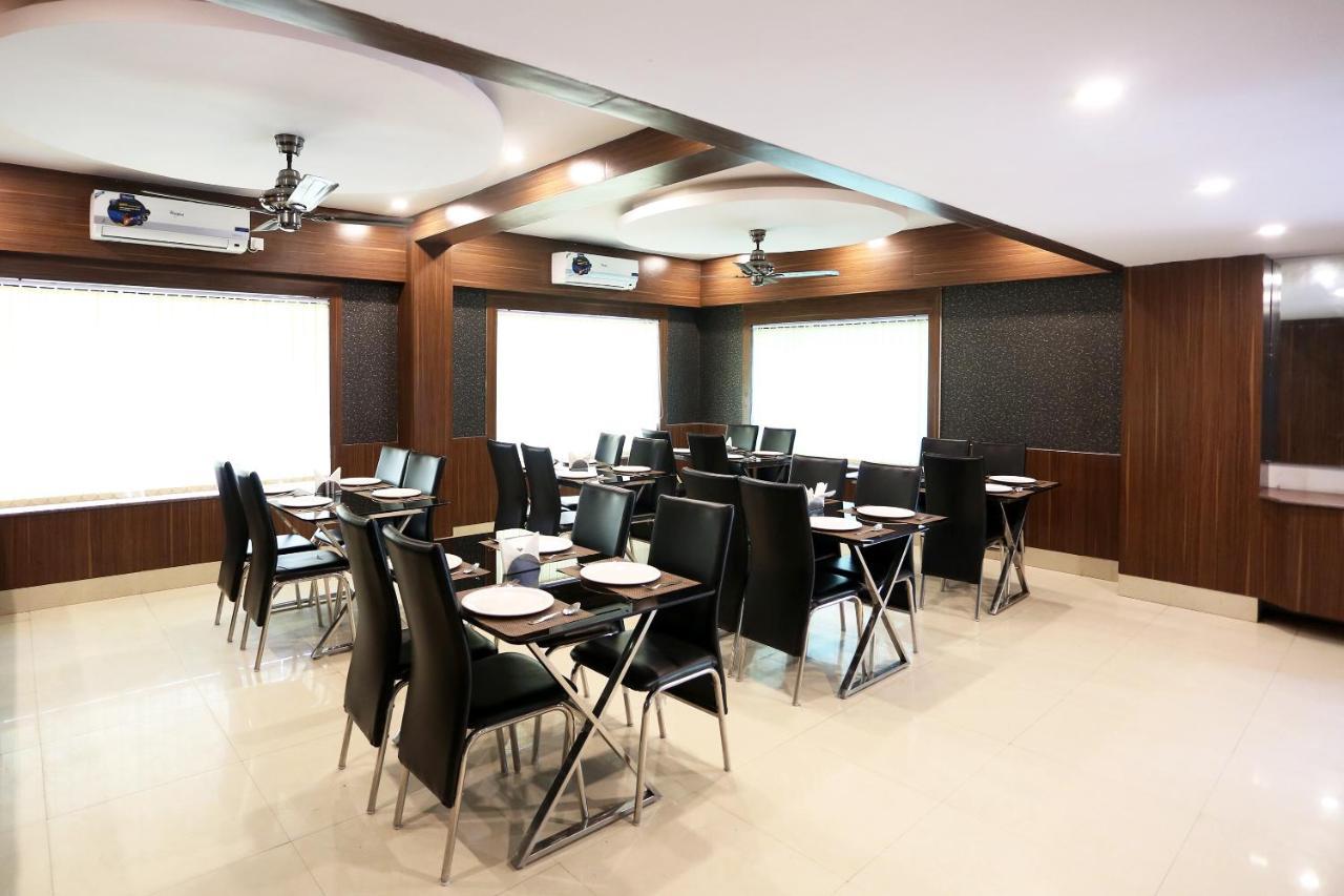 HOTEL RAILVIEW Bhubaneswar Zewnętrze zdjęcie