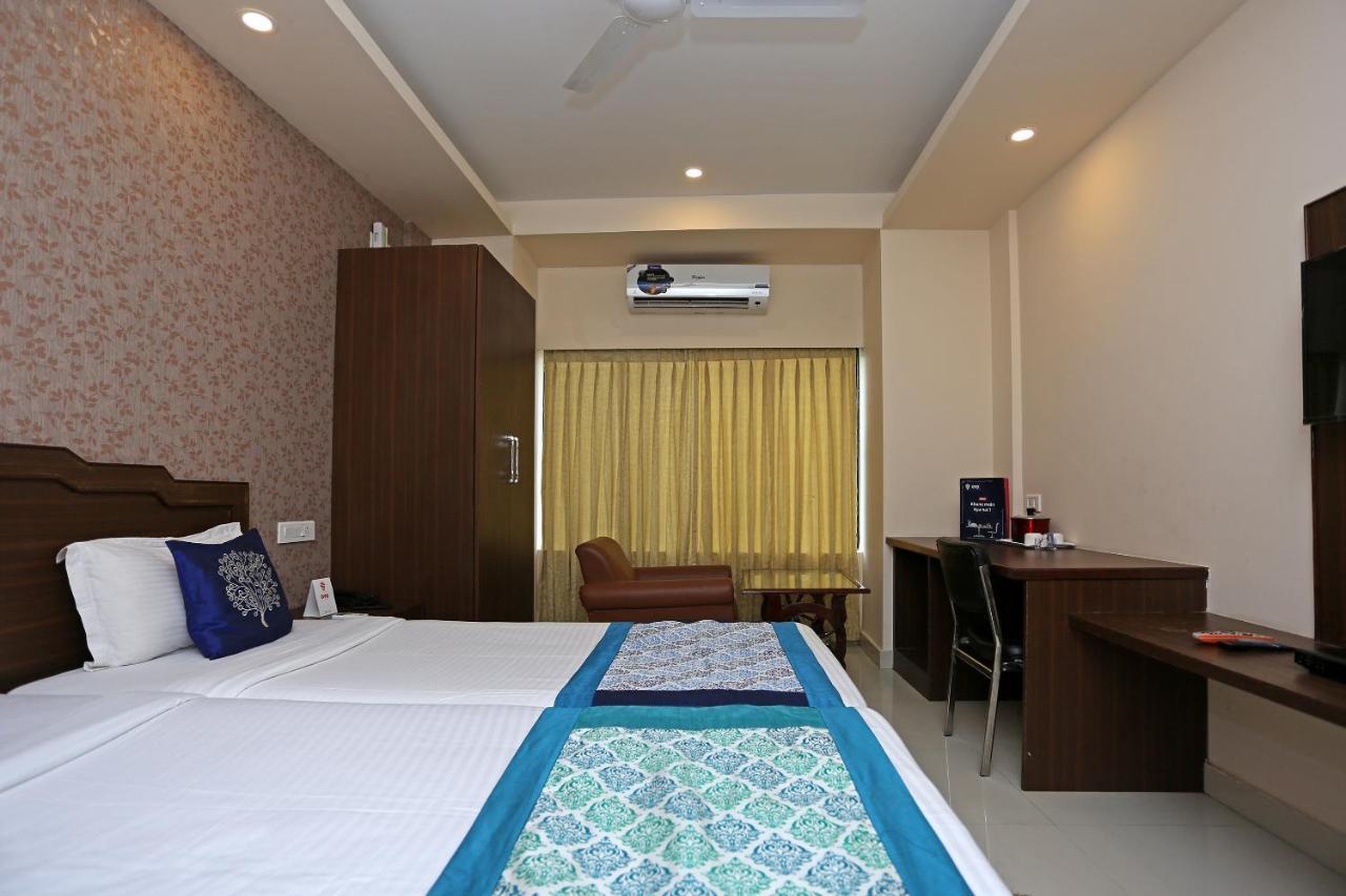 HOTEL RAILVIEW Bhubaneswar Zewnętrze zdjęcie