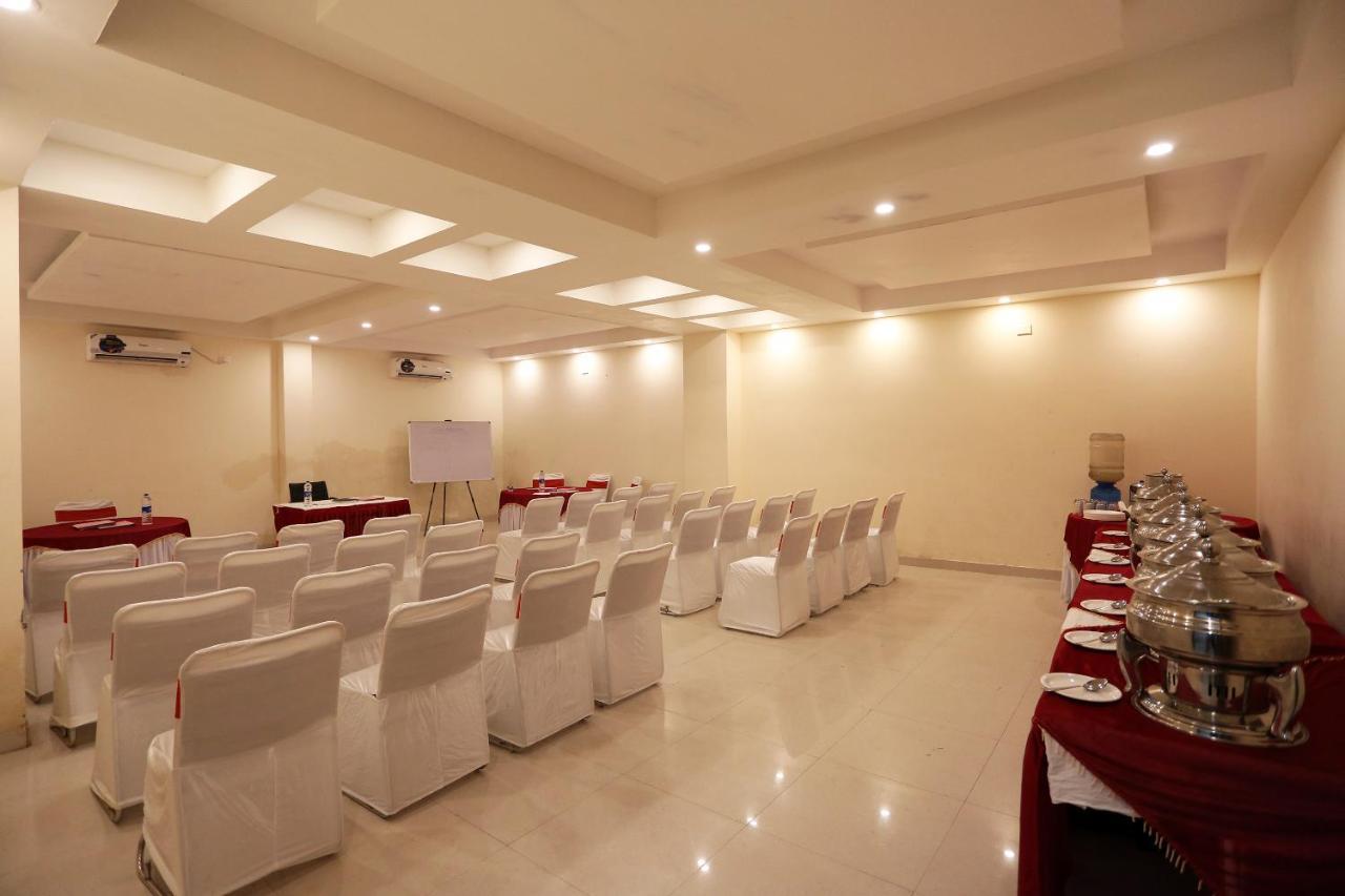 HOTEL RAILVIEW Bhubaneswar Zewnętrze zdjęcie