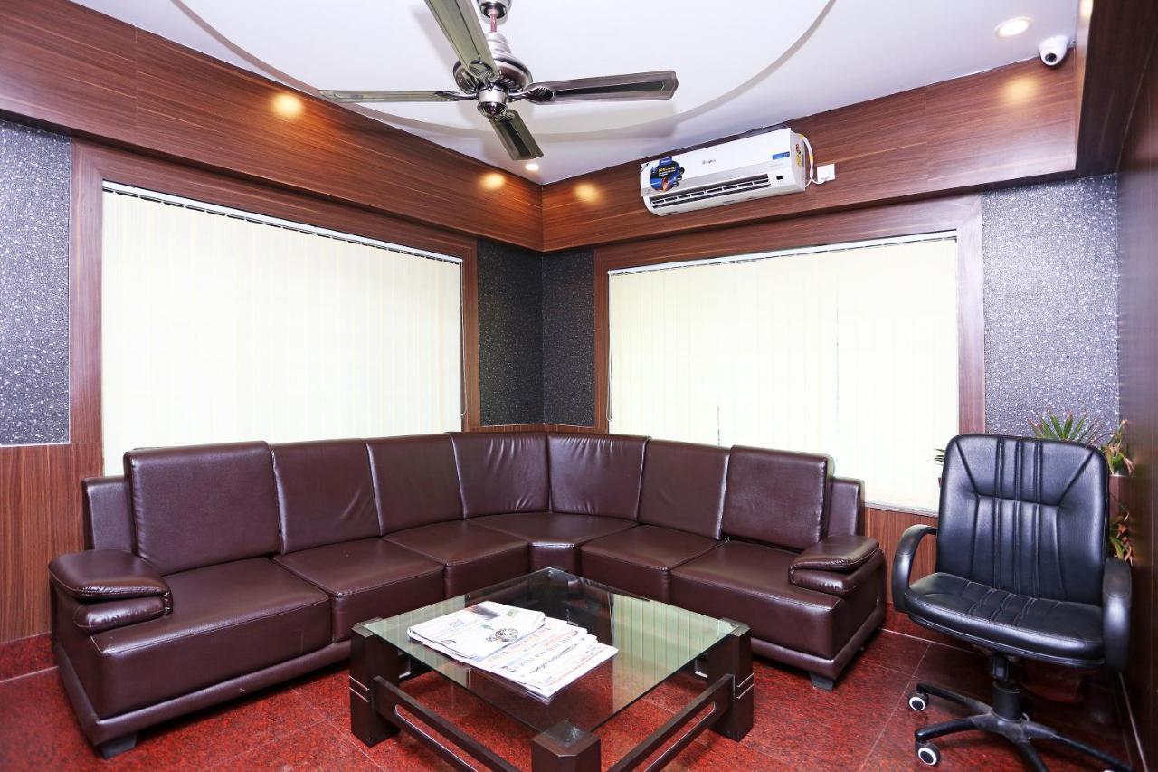 HOTEL RAILVIEW Bhubaneswar Zewnętrze zdjęcie