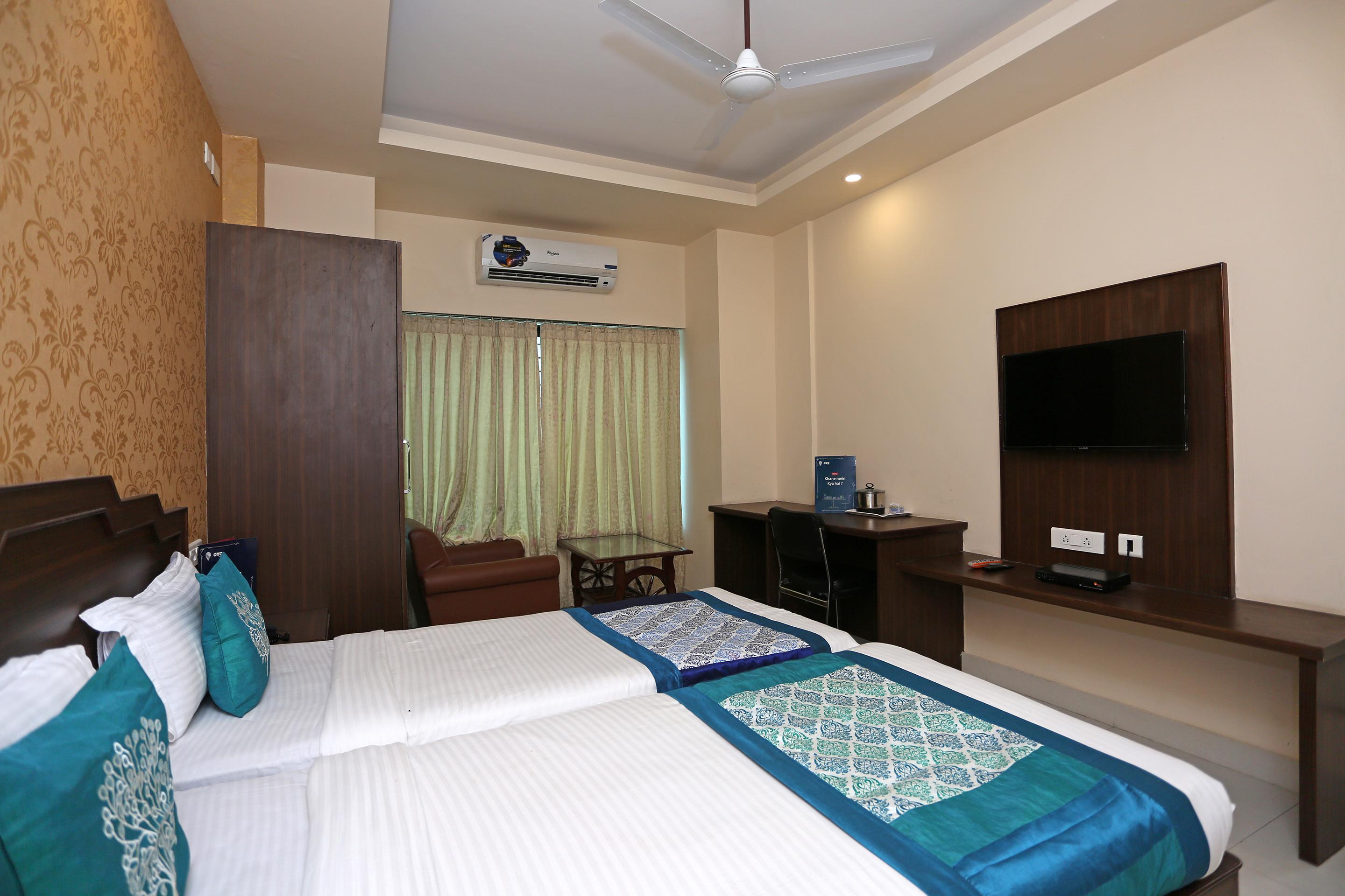 HOTEL RAILVIEW Bhubaneswar Zewnętrze zdjęcie