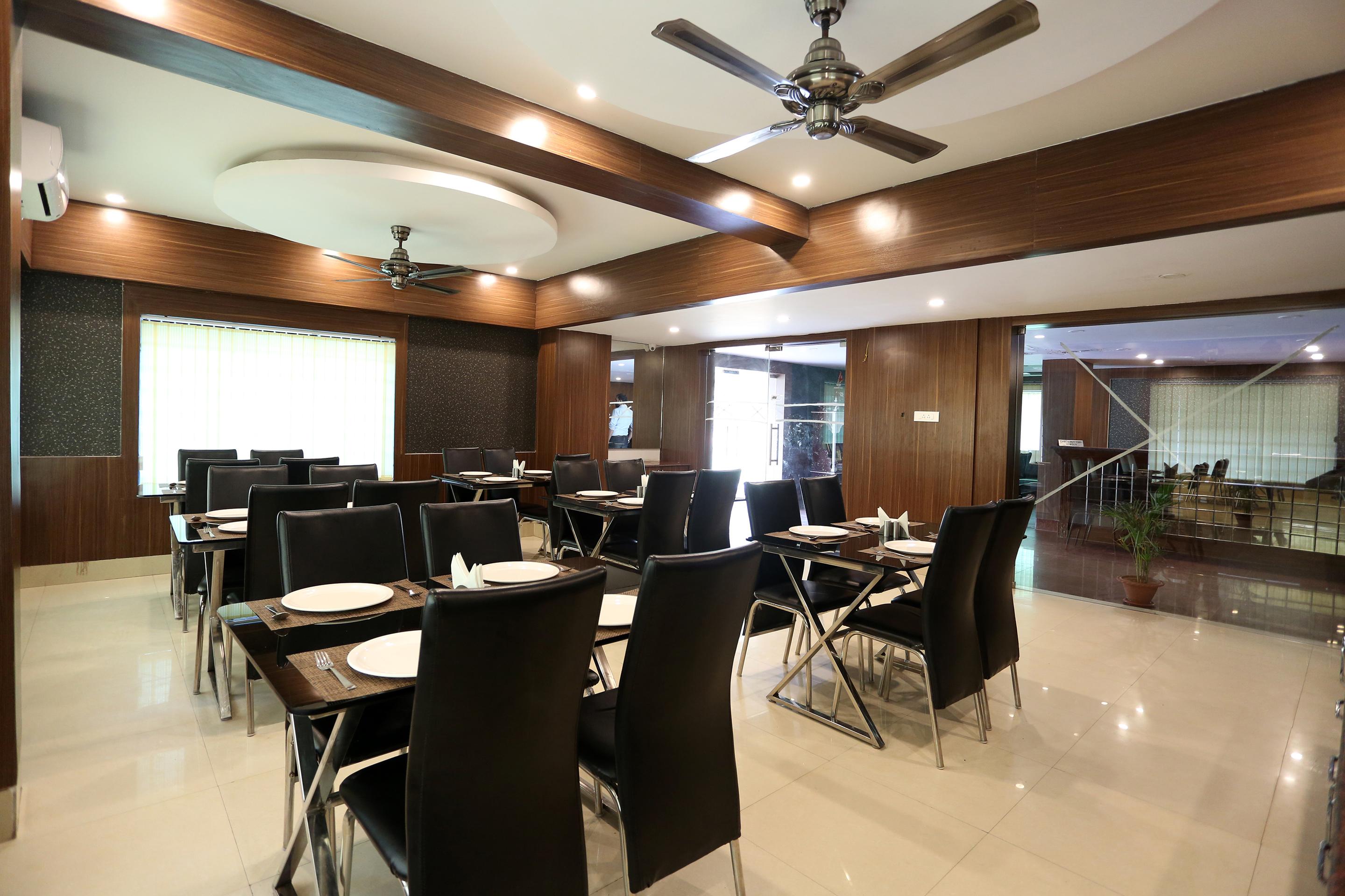 HOTEL RAILVIEW Bhubaneswar Zewnętrze zdjęcie
