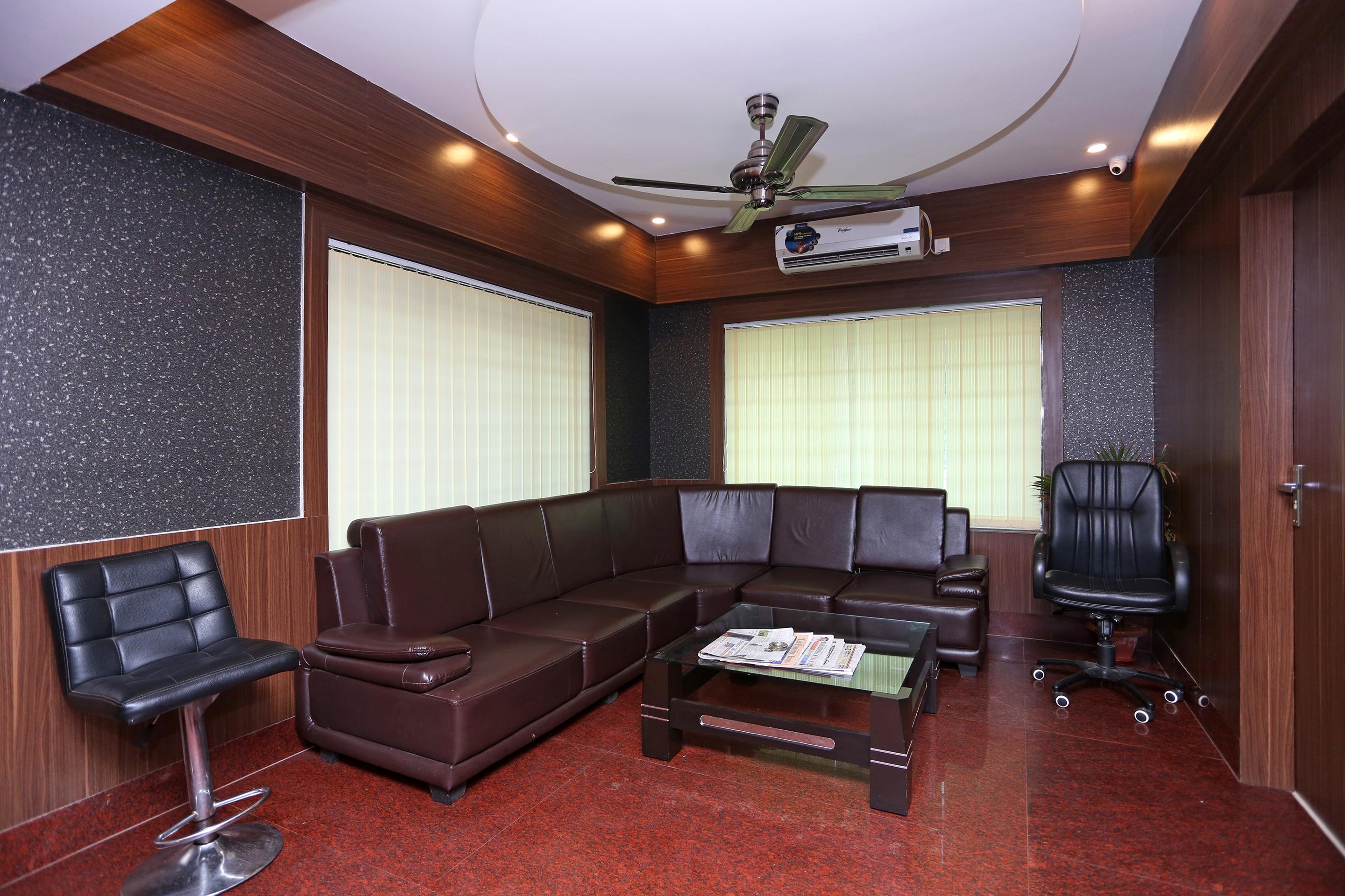 HOTEL RAILVIEW Bhubaneswar Zewnętrze zdjęcie