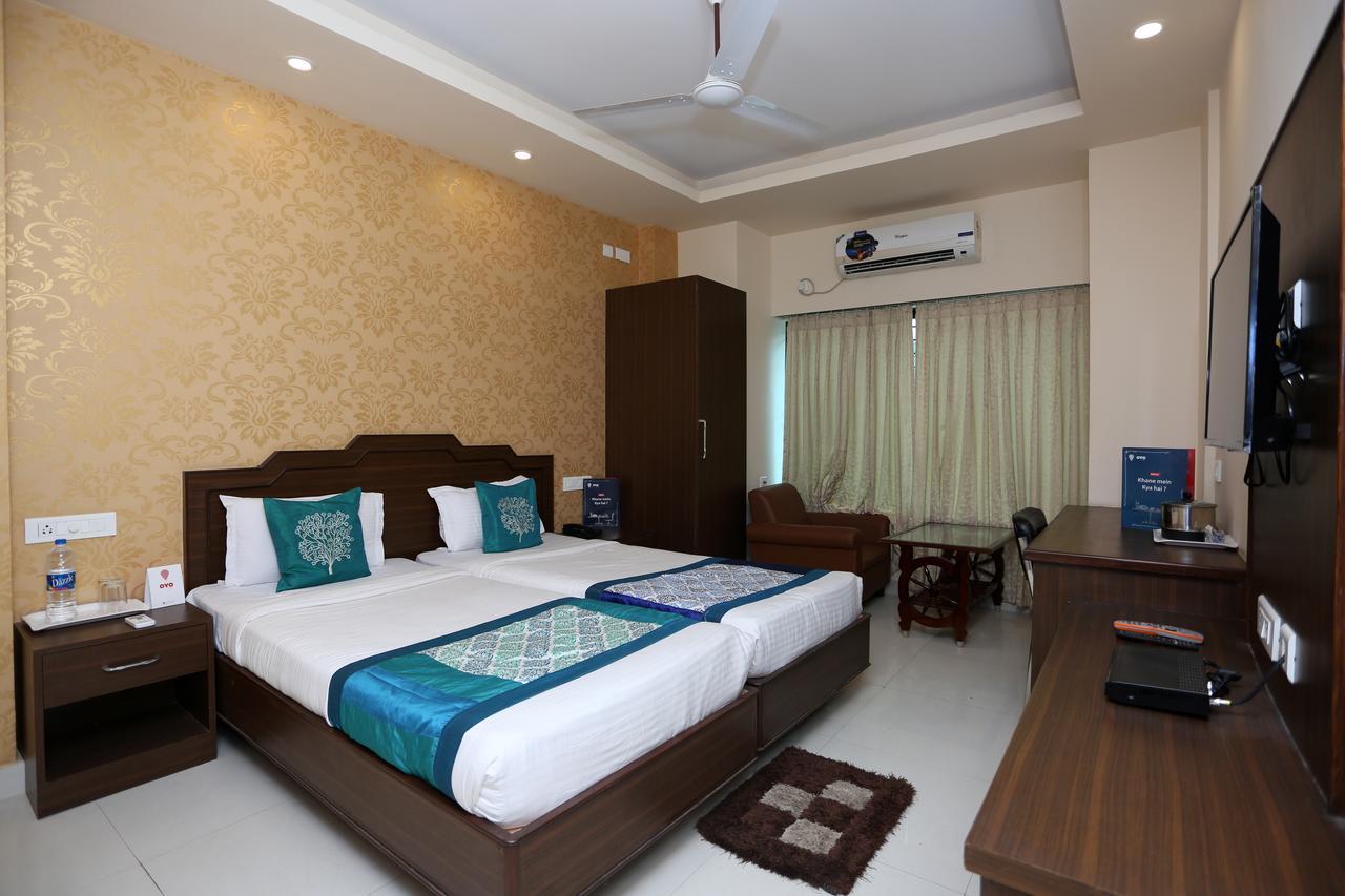 HOTEL RAILVIEW Bhubaneswar Zewnętrze zdjęcie